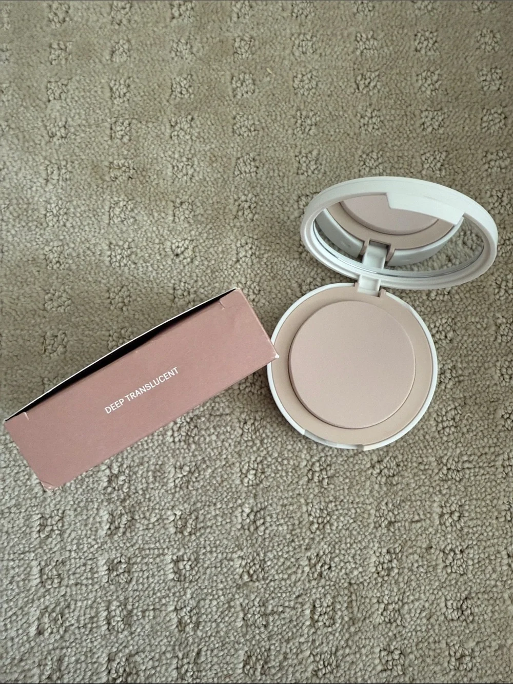 ILIA Soft Focus Finishing Powder Deep Translucent New in Box